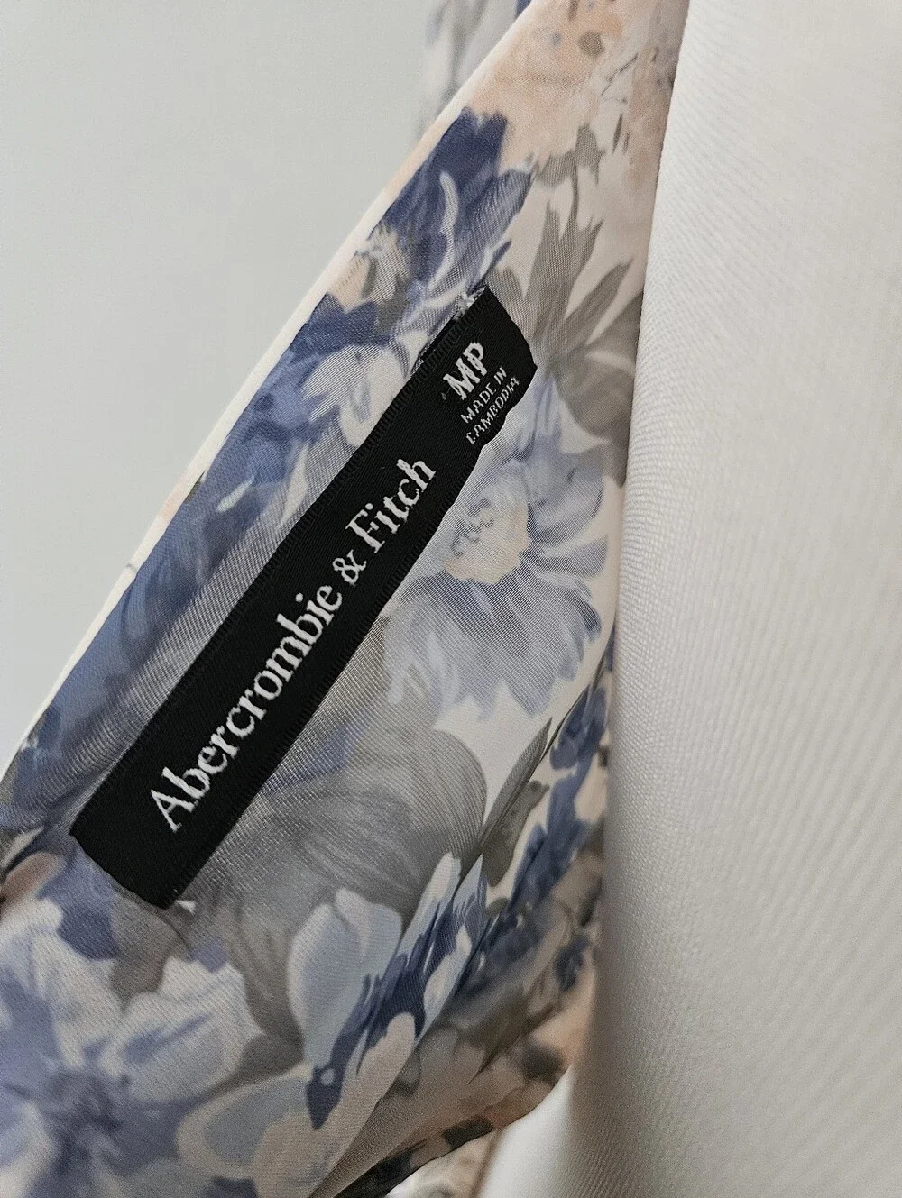 Abercrombie & Fitch | Emerson Drama Bow-Back Maxi Dress